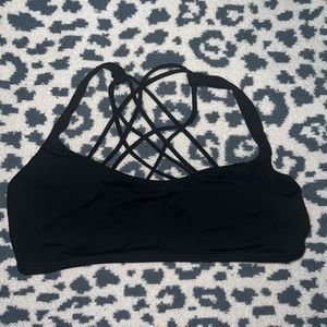 Size 14 EUC Lululemon Free to Be Wild Bra
